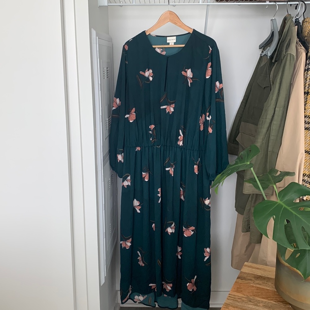 AVA & Viv Flora Dress